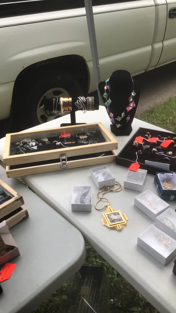 4 corner collectable (4Collectable) Twitter