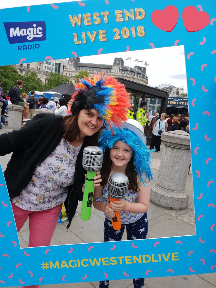 grairi's tweet image. #MAGICWESTENDLIVE