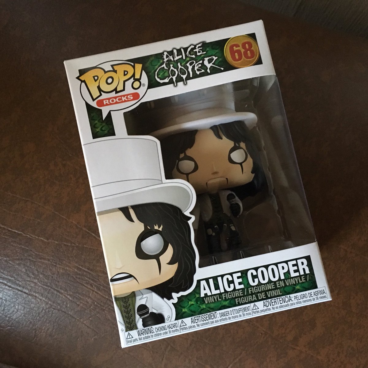 FunkoAdiccion's tweet photo. It’s only rock &amp; roll! Alice Cooper disponible para entrega inmediata.
#FunkoPOP #AliceCooper https://t.co/SP6Jlx14UZ