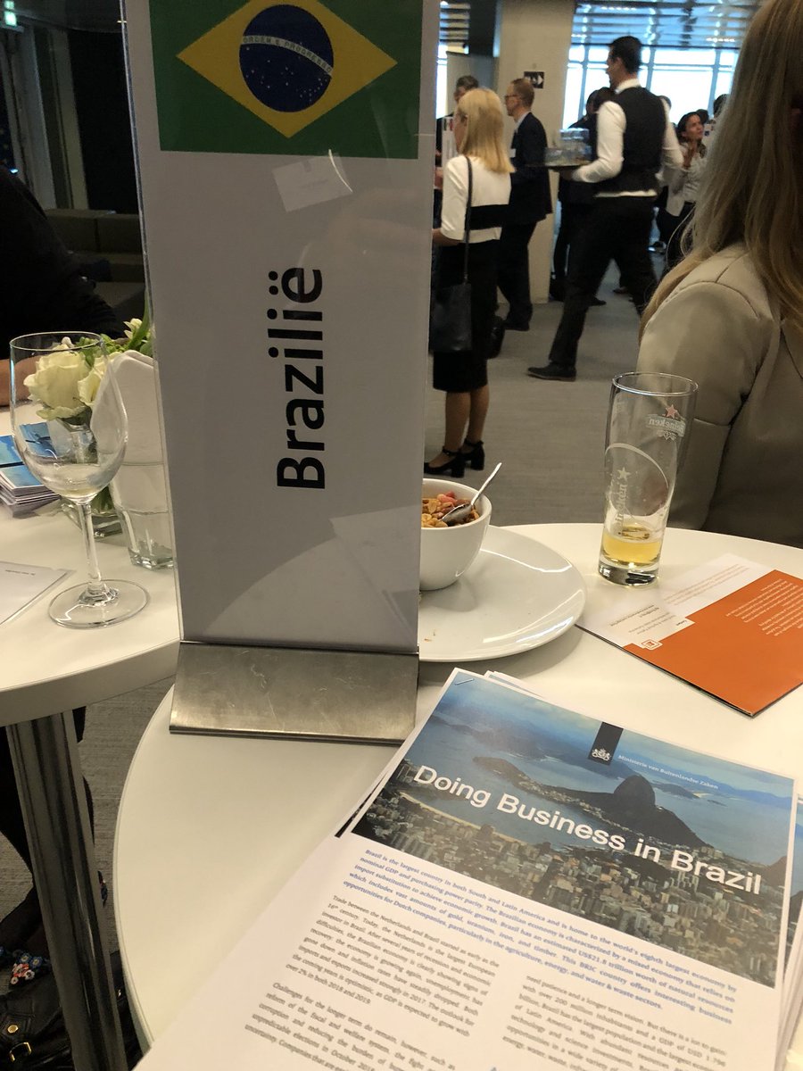 RoderickWols's tweet image. Businesses, institutions &amp;amp; Embassy staff in business exchange meetings and network reception at @DutchMFA at 1st Latin American Business Dialogue - seeking ways to further strengthen Dutch export to Latin-America #labd