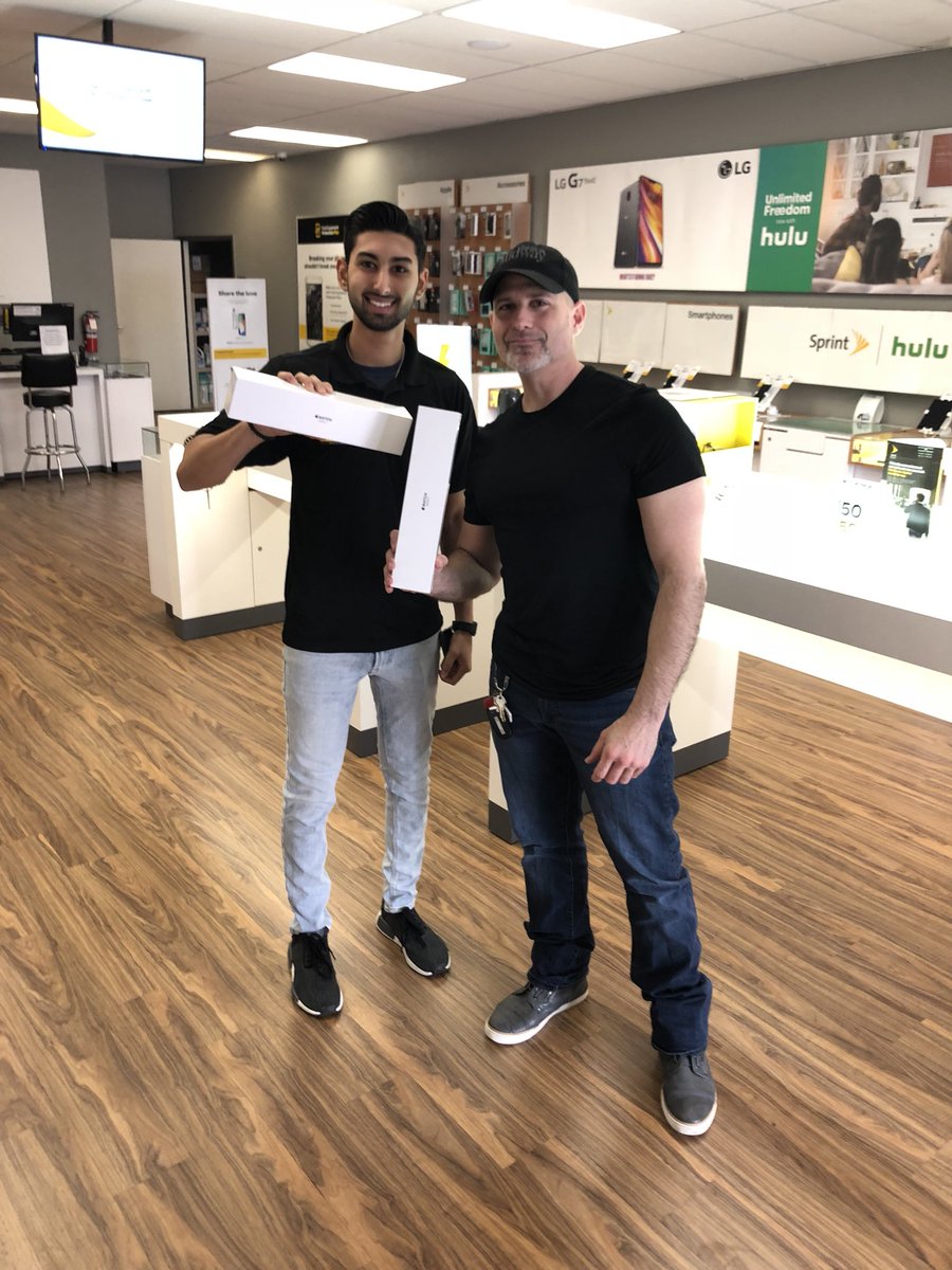 Clairemont: One Watch for Business, the other for personal #moneymoves <a href="/KristianAllos/">Kristian Allos</a> #Sprint #sandiego