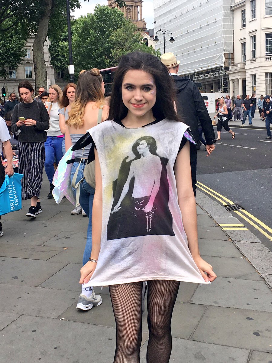 awkwardhughope's tweet photo. Feeling like a lucky little bat tonight @BatTheMusical @WestEndLIVE 🦇💕 https://t.co/JJKG6nMZmC