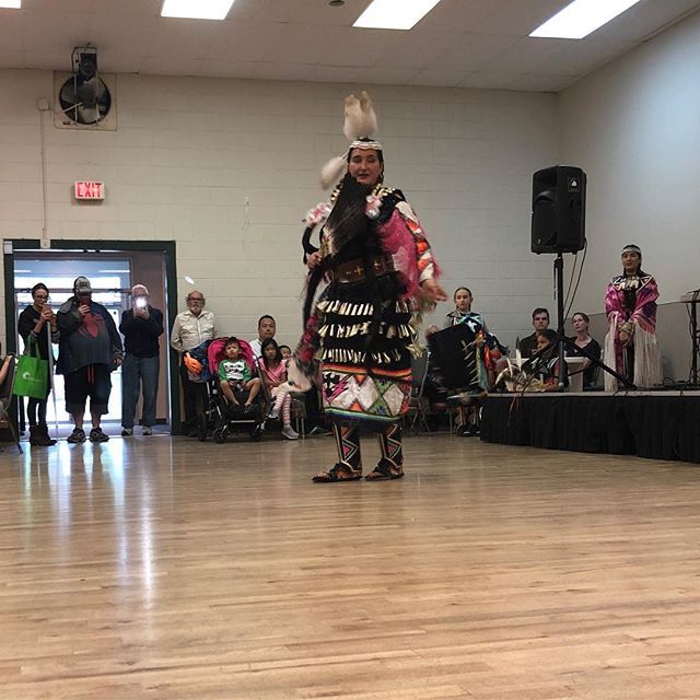winstonheights's tweet photo. Such an honour to see and share in these beautiful and powerful dances! #whmca #yyc #yycca #activateyyc @fedyyc #neighbourday https://t.co/BOxqCsgtZy https://t.co/4v8Z1tj3FU