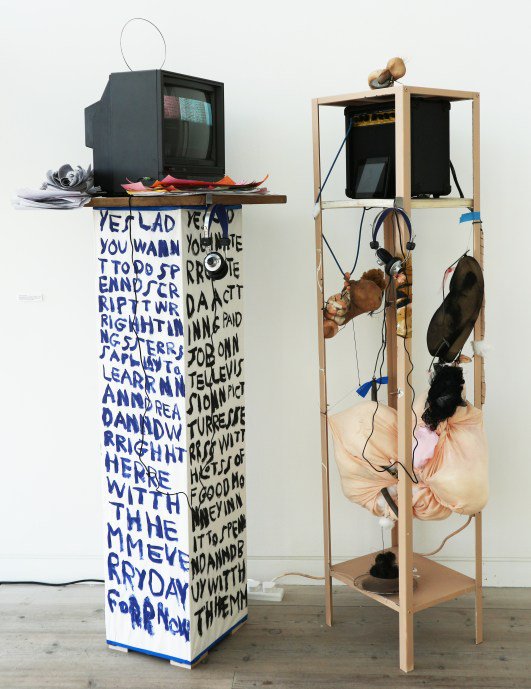 VentureArts's tweet image. One week left to see 'Transcript' @CHARLIESMITHldn featuring YES LAD YES LASS co-comissioned artwork from @OXChanges a project led by Venture Arts in partnership w/ @CastlefieldGall &amp;amp; @balticmill Barry Finan &amp;amp; Rosanne Robertson. Ends 23rd of June #textasart #artastext #London