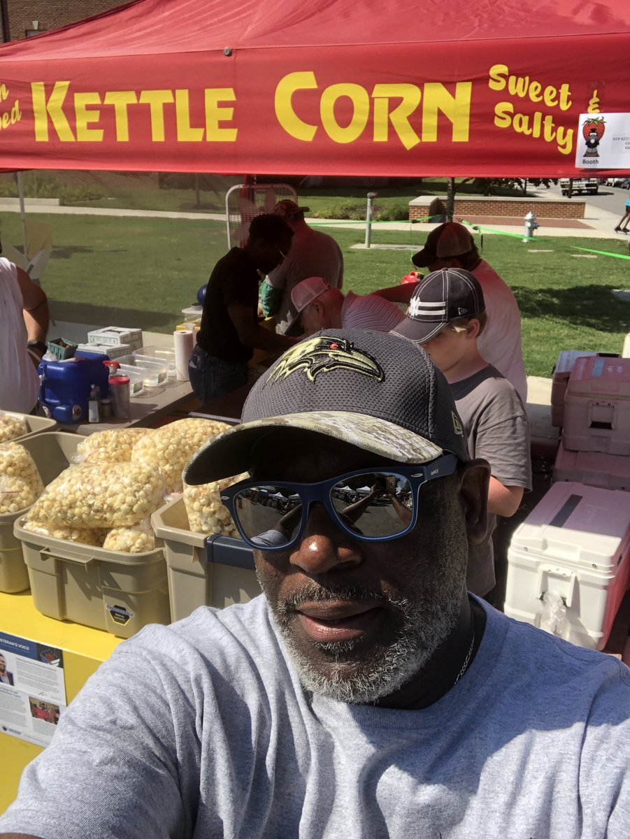 Case manager Malik Shabazz is running the final shift at the Bowler Family kettlecorn tent! Thanks <a href="/swimmy212/">James Bowler</a> for your generosity#AshlandStrawberryFaire #endveteranhomelessness #RVA