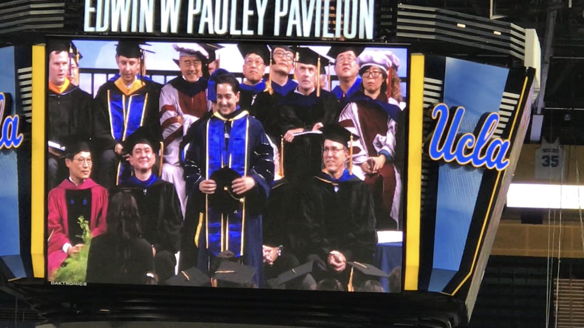 mommaruys's tweet photo. Proud of my cousin, Jordan Budhu, who received his PhD today at UCLA! #UCLA2018 #proudcousin #smartypants https://t.co/rXhkHFEH5V
