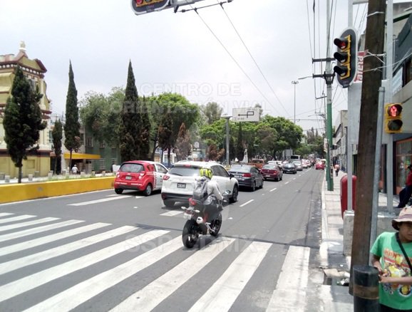 OVIALCDMX's tweet photo. #CalzadaMisterios presenta #CirculaciónConstante entre Eje 4 Norte y Circuito Interior. https://t.co/X2hDvpNiJs