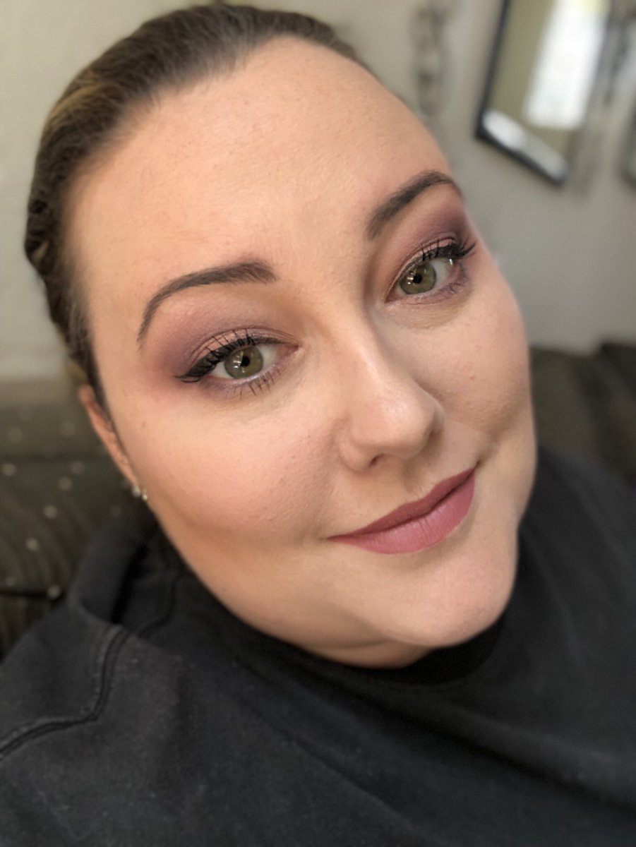 LadyD_NorCal's tweet photo. Today is makeup practice day. Can’t get better if you don’t work at it! #jaclynhill #jacklynhillxmorphe #stila #lancome #maccosmetics #UrbanDecay #benefitcosmetics https://t.co/gWt01l1wR3
