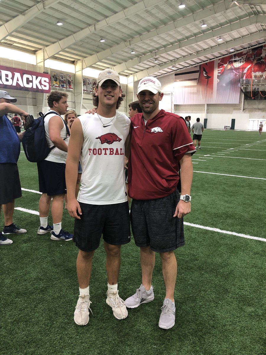 SAHaydenHood's tweet photo. Another fun time in 🐗#HogCountry. Great time competing with the best around. Thanks to @CoachTBurns @SJTuohy & @ArkRazorbacks snappers for putting it all together. https://t.co/50d06M6EEU