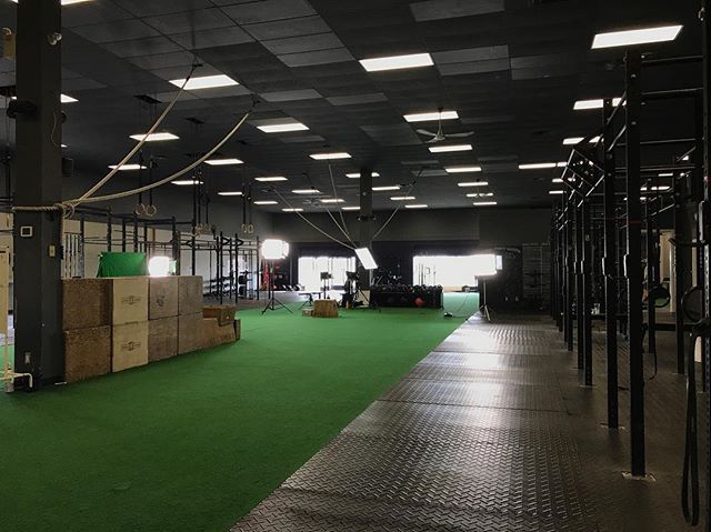 MartinLewis's tweet photo. Video shoot for @j.rod_gallagher at @hybridfitnesscentre https://t.co/JeMZ2dBd5O https://t.co/H4tXHaKoUE