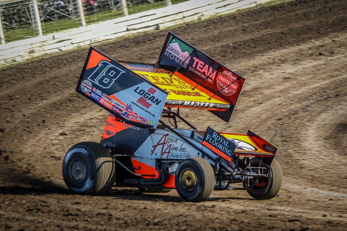 BK_RacingTi's tweet photo. Couple sick shots of @IanMadsen on the gas at @bestdirttrack with @WorldofOutlaws. #BKTICOMPONENTS
πΈ @db3imaging https://t.co/bpeDHcYebf