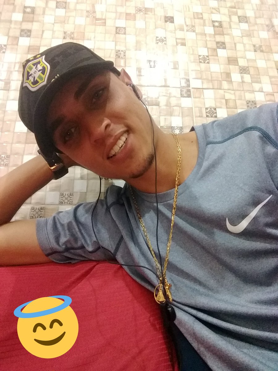 Luccas_Menezees's tweet photo. 😇🙏😎🎈🍃✌️ https://t.co/7MdgluoYZS