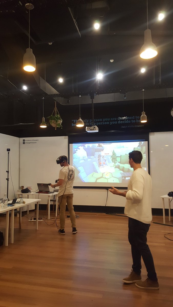 Oz_rb's tweet photo. AR and VR boot camp @academyxi so much fun! https://t.co/EBoxncKeiq