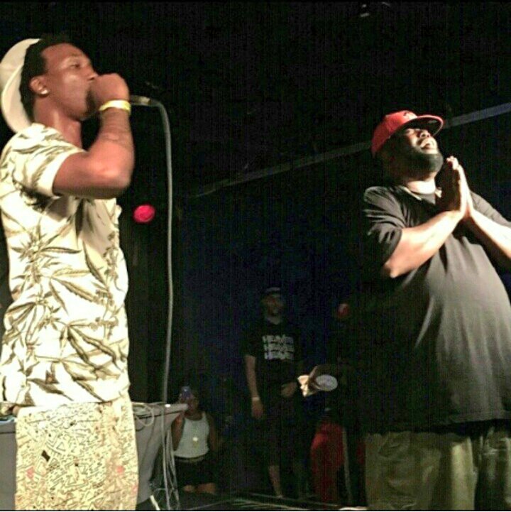 BridgetteJM1's tweet photo. #PrayAlone LIVE...
When you just had 2b there...
2014 @ScottyATL @KillerMike
#A3C #DungeonFamilyShow
I met Shay Bigga that night 😏
No she does NOT remember my axx, lololol @c_mack808
#ShayLeadTheWay👑 https://t.co/XDcovF3XMV
