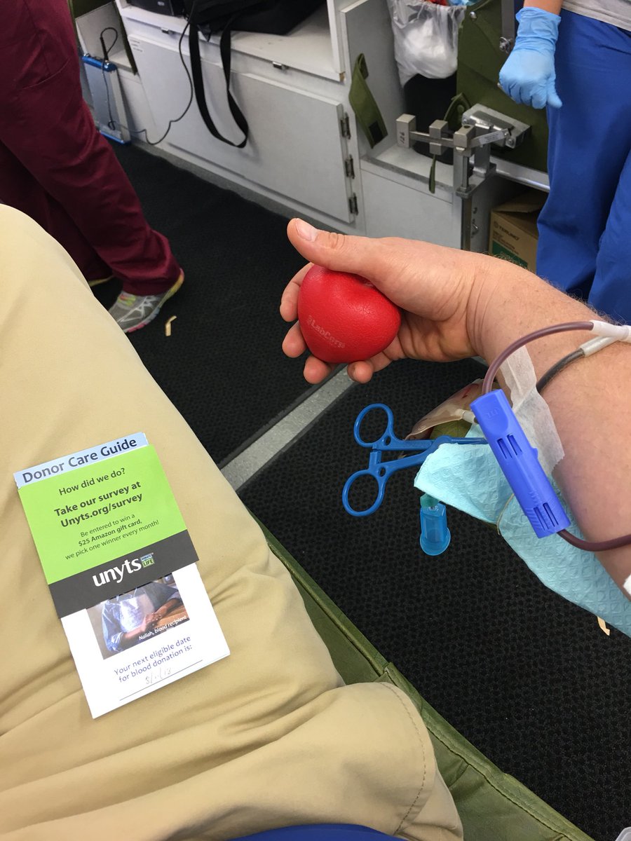 ErieCountyClerk's tweet photo. Thanks to all who took time to give blood @Unyts Community Blood Drive in recognition of #WorldBloodDonorDay at the Cheektowaga Auto Bureau. All donors took home this #BornToGive T-shirt!#GiveBloodShareLife #BeAHero https://t.co/twos7gMKxd