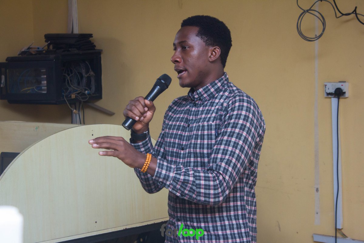 ForLoopUniben's tweet photo. @namnsoukpanah speaking on design education and our tech ecosystem https://t.co/knDhAMcQuh