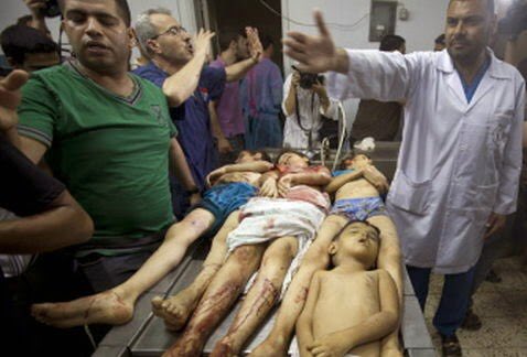 Sergiosueldoo's tweet photo. INOCENCIA ROBADA ,ASESINAN A NIÑOS PALESTINOS LOS SOLDADOS SIONISTAS ISRAELÍES MATAN A NIÑOS PALESTINOS EN LA PLAYA SU ÚNICO DELITO ERA GUGAR AL FÚTBOL Y EL MUNDO Y LA PRENSA MIRA MIRAN HACIA OTRO LADO Y NO VEN EL DOLOR DEL PUEBLO PALESTINO YO QUIERO A PALESTINA 🇵🇸 LIBRE. https://t.co/lZzRCrvHZC