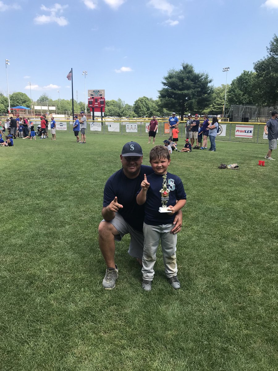 kysmitty5's tweet photo. Proud of this lil slugger and the SLYB Mariners this season. Kids earned some hardware and we had a blast coaching #tourneychamps #slyb https://t.co/ZDSiXNIS61