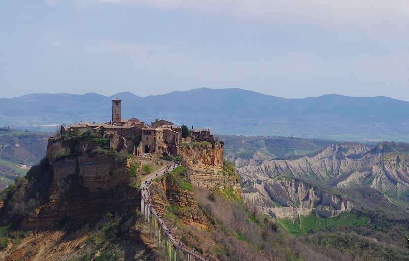 BrickTravel's tweet photo. Sul #Blog di #Brickscape, Uno dei luoghi più belli d’Italia: #CivitadiBagnoregio, il borgo che muore: https://t.co/9qw3HRMMdj #turismo #viaggi #startup #PMI #borghipiubelliditalia #TTG https://t.co/fEAwFFICwH