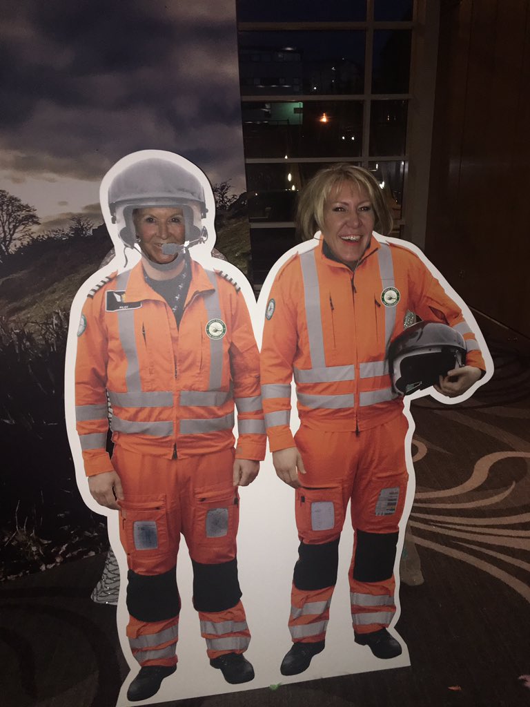 Emma_Anderson3's tweet photo. Young at heart ❤️❤️❤️ #airangels https://t.co/y6CJ34Nme1