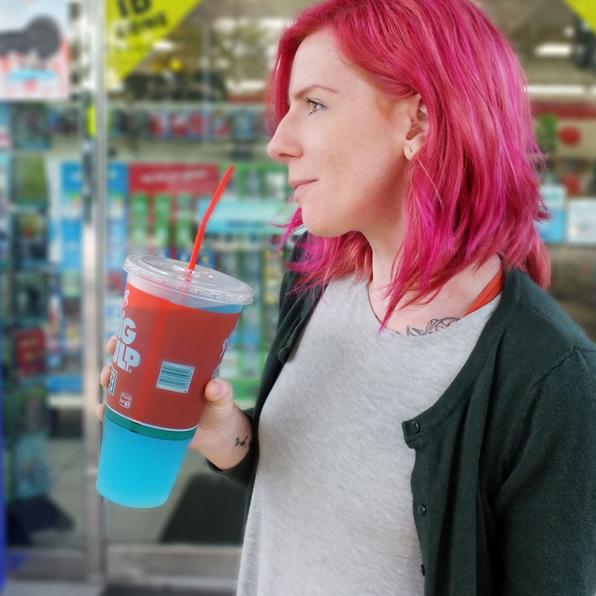 jonessodaco's tweet photo. 🎶 Summa', summa', summa'-tiiiime!  🎶Cool off and chill out with a Jones Berry Lemonade BIG Gulp - available at all @7ElevenCanada stores all summa' long!

#endlessjones #jonessoda #craftsoda #craftnotcrap #jonesontap #jonesfountain #changeyourcola #bigsodasucks https://t.co/Ui3Iz1qDcm