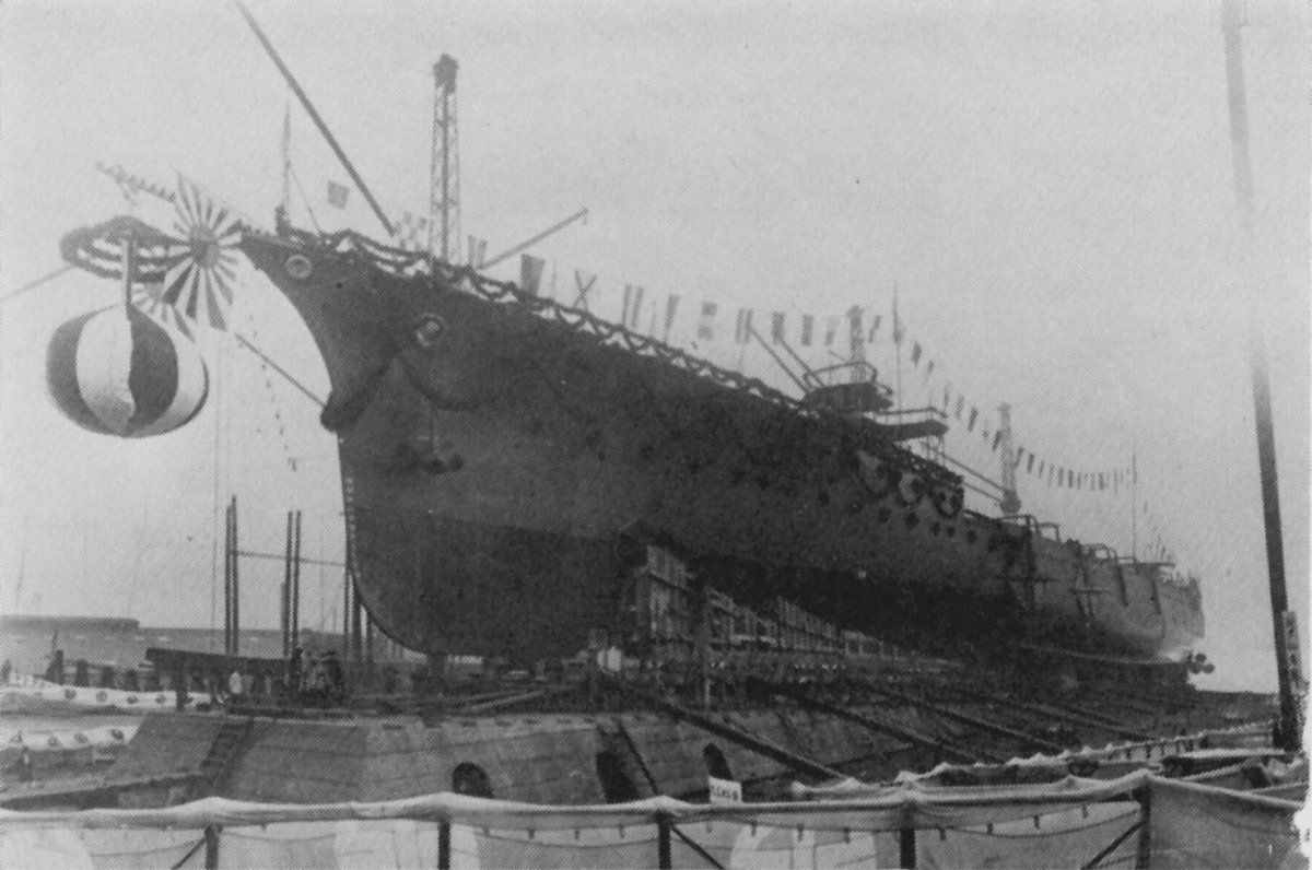 J Wh Twitterren 1912年 大正元年6月17日 防護巡洋艦 筑摩型巡洋艦 3番艦 平戸 竣工 神戸川崎造船所