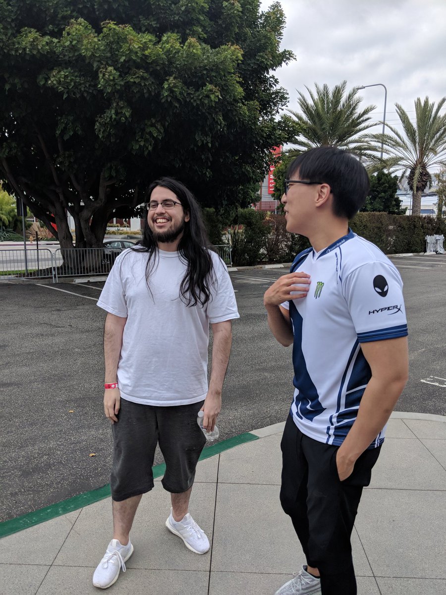 TravisGafford's tweet photo. North America's best ADC and @TLDoublelift. https://t.co/Hm0nqCyAkT