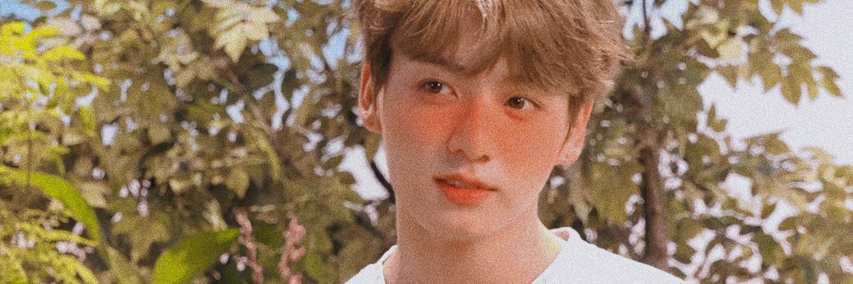 ksoftidols's tweet photo. ♡↴
꒰#jungkook꒱➭꒰#bts꒱➭꒰layout꒱ https://t.co/dnOEroHh3b