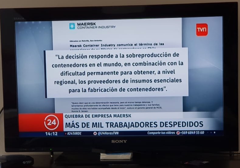 rbarriadillems's tweet photo. Gracias a @Barbara_figue y a la @Cutchile 1.000 trabajadores quedan sin pega por quiebra de @Maersk ...
Gracias también a las #MalasReformas de @mbachelet ...
Al #Socialismo le encanta repartir lo que es de todos o lo que es de otros. https://t.co/ZWPl6HQWVC