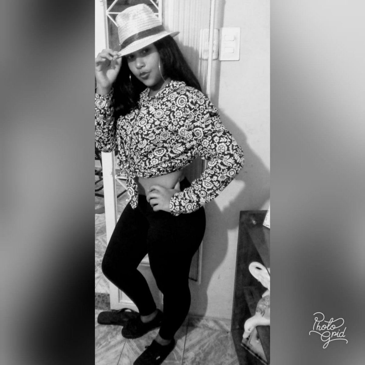 tal_gabyy's tweet photo. De uns dias aí ❤
_não_da_em_nada_linda_....
#2bj https://t.co/Eelhhj3BVU