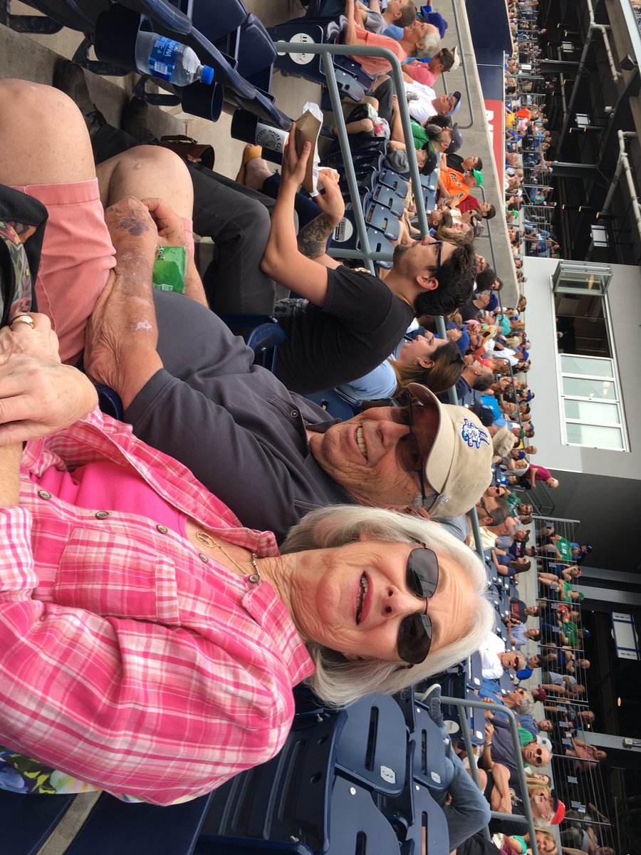 mark_taub's tweet photo. #NoGoatsNoGlory.  Celebrating Father’s Day. Whoot. Whoot! https://t.co/60E5rW6iFo