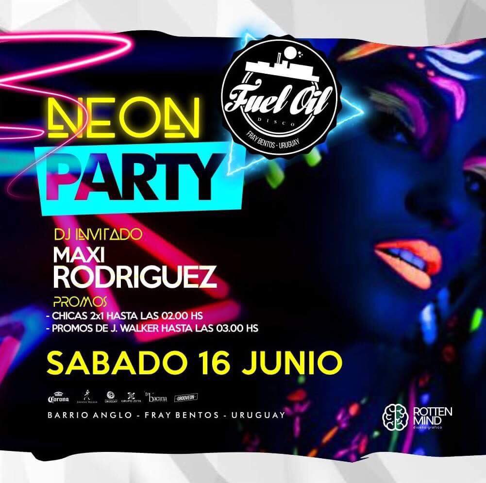 TomKennedy23's tweet photo. TONIGHT THE NEON PARTY IS BACK ❕❗️

En @fueloil_disco festejamos el triunfo de la celeste 🇺🇾
 con una noche a puro color! 
 
- DJ @DjMaxiRodriguez 🎧

- CHICAS 2X1 HASTA 2AM 💃🔞

- Promos de Jhonnie Walker  🥃

RTTT y es van 2 🎫🎫 para hoy! #FuelOilUP #HayMovida https://t.co/Qn6N18WaSx