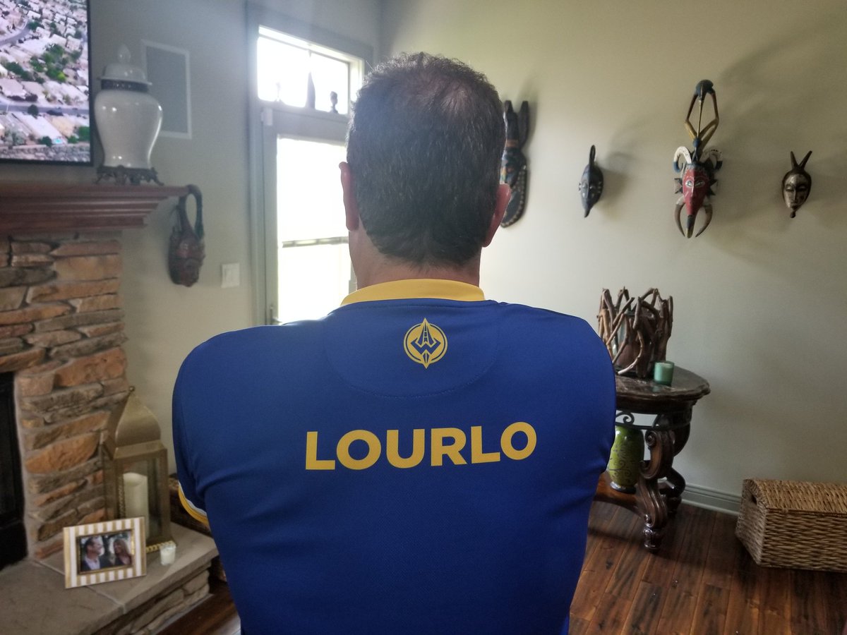 djmjspin's tweet photo. It is almost time for a game 1 win! @Lourlo @GoldenGuardians @GGS_Matt @Contractz @deftlylol @GGS_Mickey @ArorTheChunk @bellucciyg @JacobBJackson @FeelsAshleyMan #GGSWIN https://t.co/hhFcv1u0uE