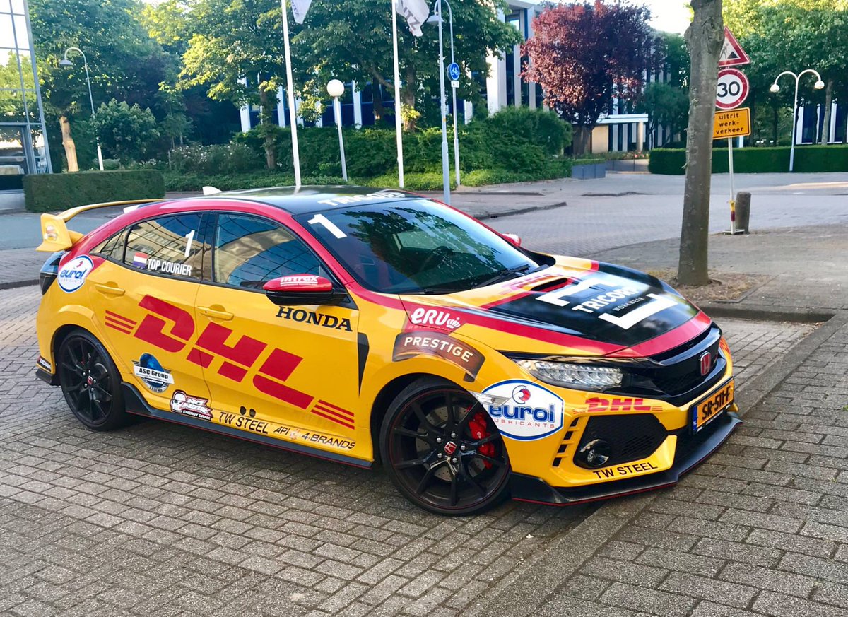 Wij zagen net deze Honda staan in Hoofddorp. Is die van jou ?<a href="/TomCoronel/">Tom Coronel</a> #RTLGP