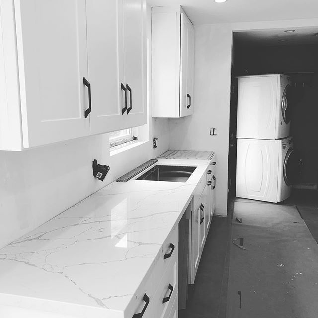 averythebeagle's tweet photo. No more linoleum floors. 🐶🐾 Thank you @madebyglew *
*
#kitchenremodel #kitchendesign #whitekitchen #galleykitchen #kitchenideas #marble #marblecountertops #whitekitchencabinets #diy #newkitchen #kitchen #avery_the_beagle #remodel #remodeling #designideas https://t.co/CV9Eec4E2Q https://t.co/PYNzeSVLIR