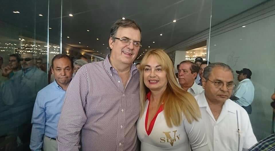 _verdadazos's tweet photo. El PRItanic sigue perdiendo 🐀🐀 ahora el Secretario y el Síndico de @ramirohdezg abandonan @PRI_Nacional y aparecen en las filas de @MORENAmx1 Quien paga la vergüenza?? https://t.co/NSj3MwvtWE