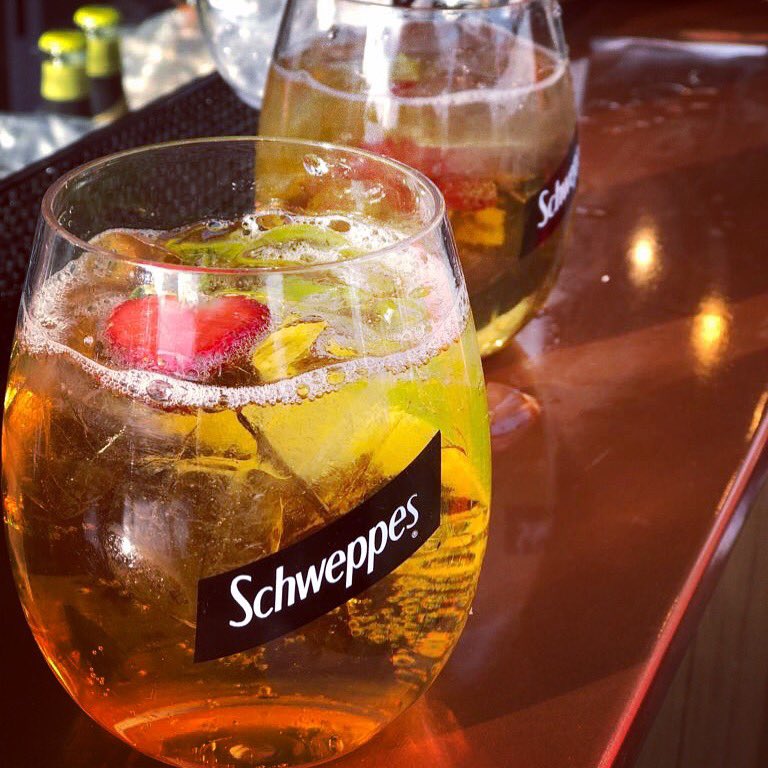 streetgentry's tweet photo. A Taste Of London. #foodies #tasteoflondon @SchweppesGB #foodfestival #restaurant #london #gentrylifestyle #schweppes #cocktails #ldn https://t.co/cciQFvOxaR