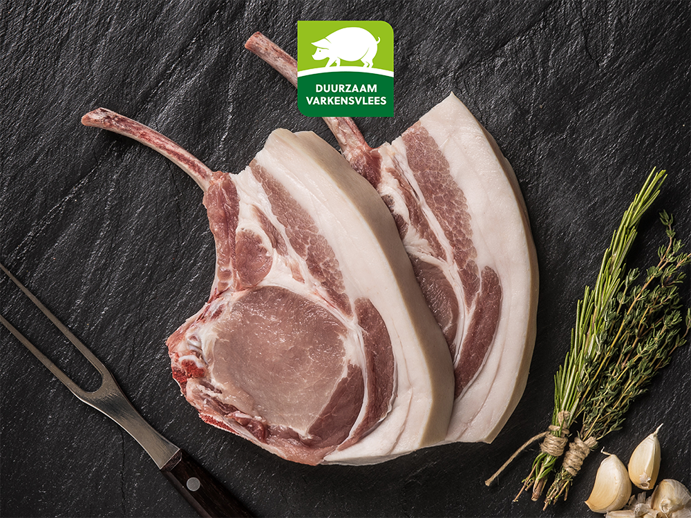 Speciaal voor alle vaders: een tongstrelend stukje vlees op het bord🍴, alleen voor de echte vleesliefhebbers! 🐷Welke vader heeft er al honger? #taggenmag #vaderdag #vleesliefhebber #putporkonyourfork 🐷💞