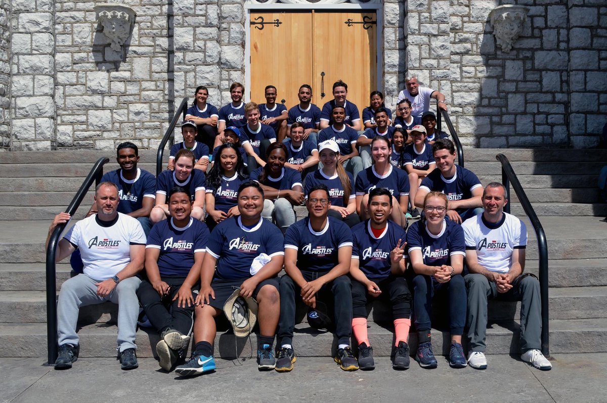 ocytoronto's tweet photo. Our #TotusTuus missionaries have completed their walking pilgrimage to @martyrsshrine1 Thanks to everyone for praying for us! https://t.co/VL9tlYFvRY