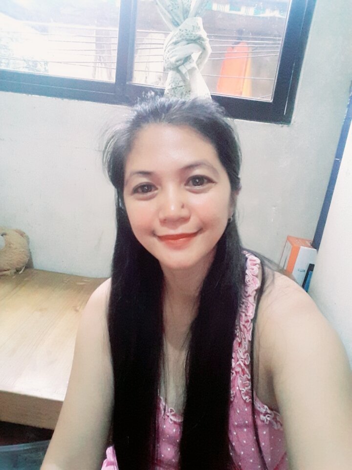 solheart18's tweet photo. "A private life is a happy life"😊😊😊😊💖💖💖

#sunday 
#morning 
#happy https://t.co/WLhcjFhpVm