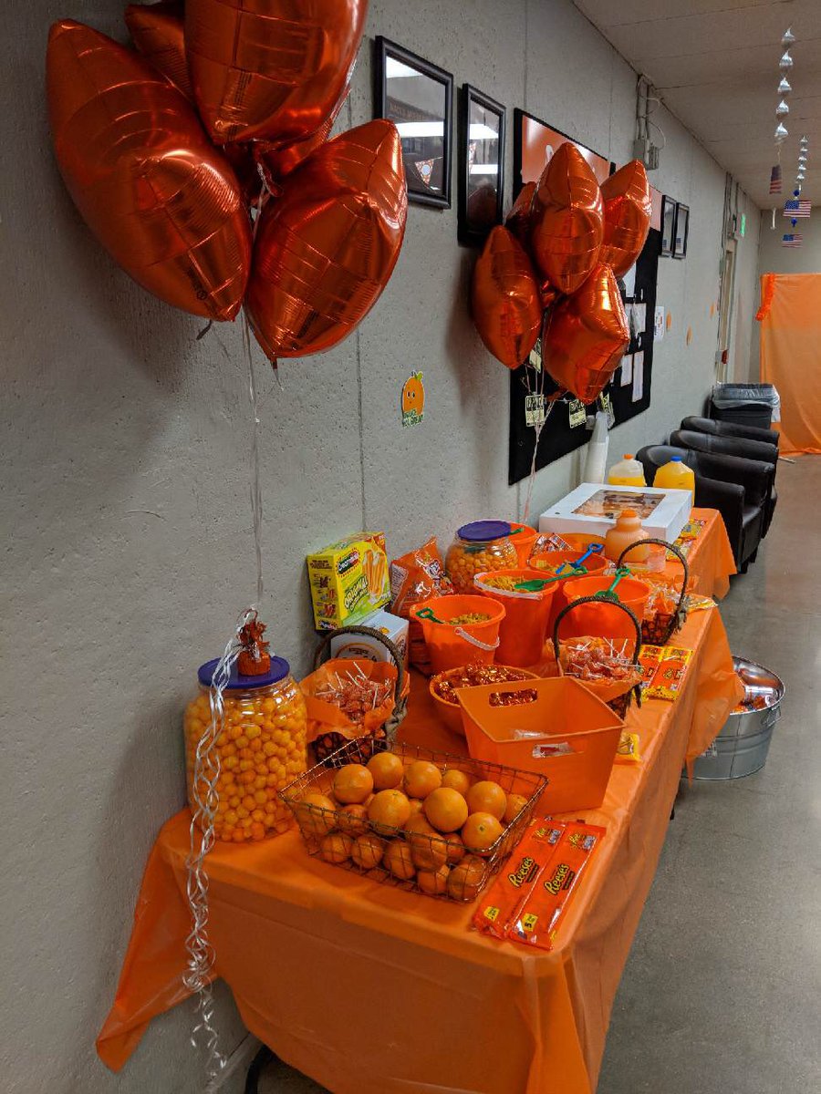 3401 celebrating orange blooded day!    #NDHomeDepotOrangeBloodedDay2018 <a href="/Kim_Rosengarten/">Kim Rosengarten</a>