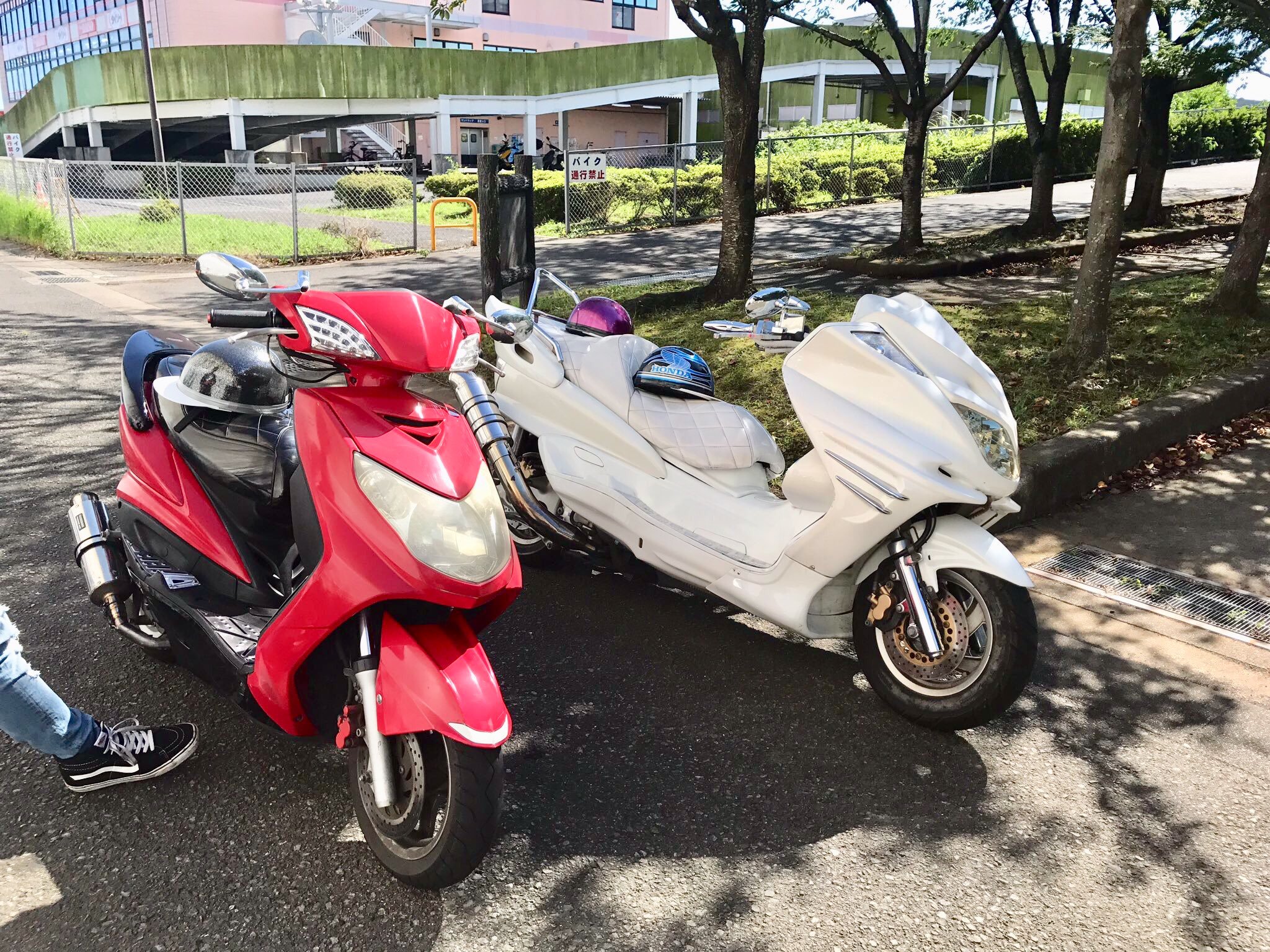 早い者勝ち バイク売ります マジェスティc売ります 白マジェ マジェ