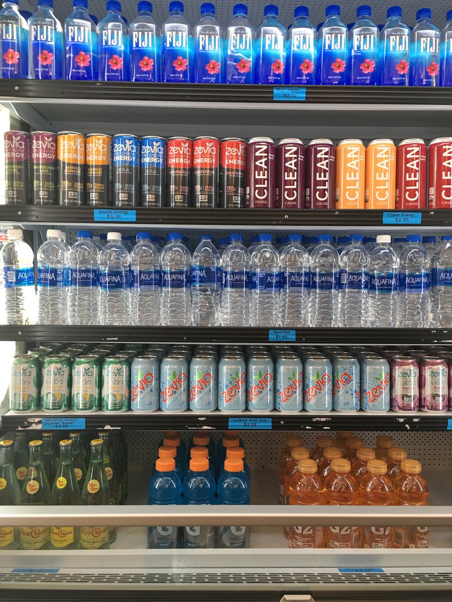 FroCoCoba's tweet photo. Another hot day out, so come chill with us at FroCo and enjoy a few of our refreshing drinks and cool frozen yogurt!!!!#clean #zevia #frocofrozenyogurt @farrahabtaham #lakeway #austin #austinfood https://t.co/mGpGCbFVL1