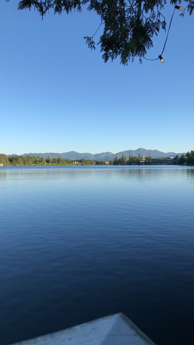 swim_cutie97's tweet image. Name something more perfect..well don’t cause nothing compares 😍❤️ #lakeplacid  #adklife