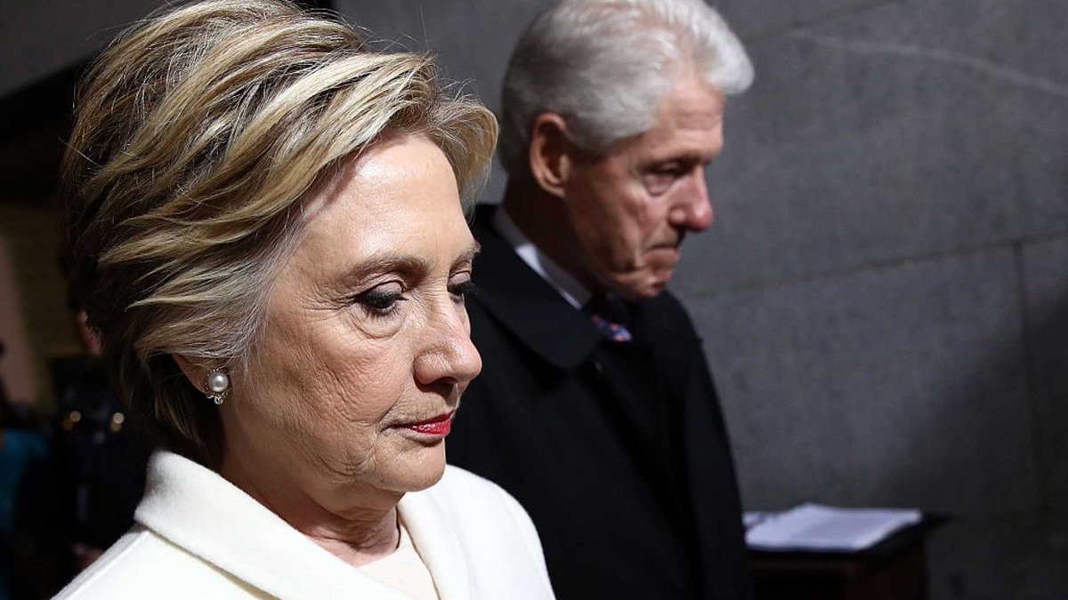 truthsearch1957's tweet photo. #NMS15a $PIGS
#Waldos
B &amp; M Obama = Harvard Law
R Rosenstein = Harvard Law
C Wray = Yale Law
B Clinton = Yale Law
H Clinton = Yale Law
J Comey = U of Chicago Law
R Mueller = U of Virginia Law
L Lynch = Harvard Law
E Holder Columbia Law
A McCabe = Washington U
Lisa Page Moritz Law https://t.co/vqpQ2u9RDw