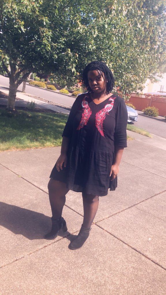 itsjahjahhhh's tweet photo. Credentials ๐๐๐ #associateofscience #graduation2018 https://t.co/aChZophN71