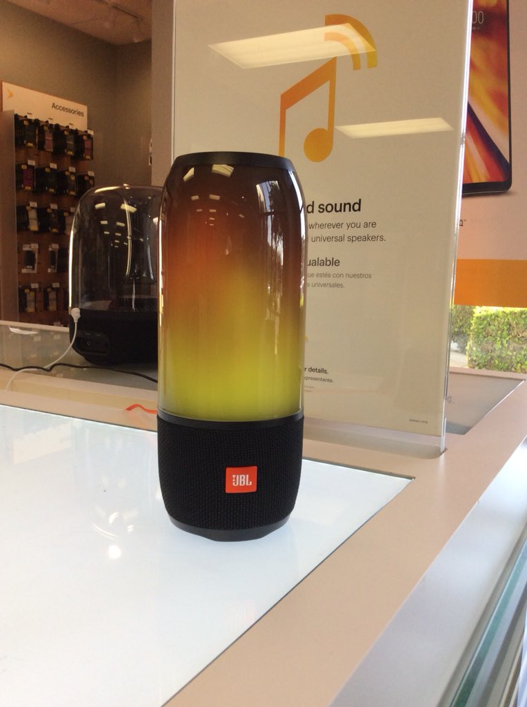 UCR Sprint tweet media