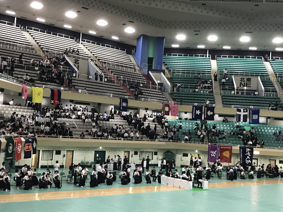 日本 武道館 キャパ