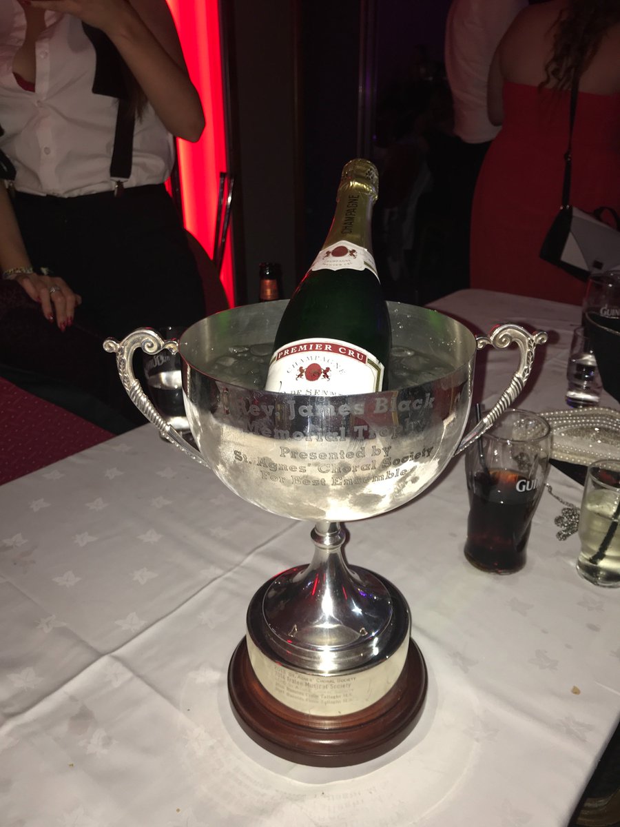 JigsSeery's tweet photo. #bestensemble #aims2018 Thanks so much to St Agnes Choral society for our celebratory champers!!! https://t.co/vw9H3xFiDe