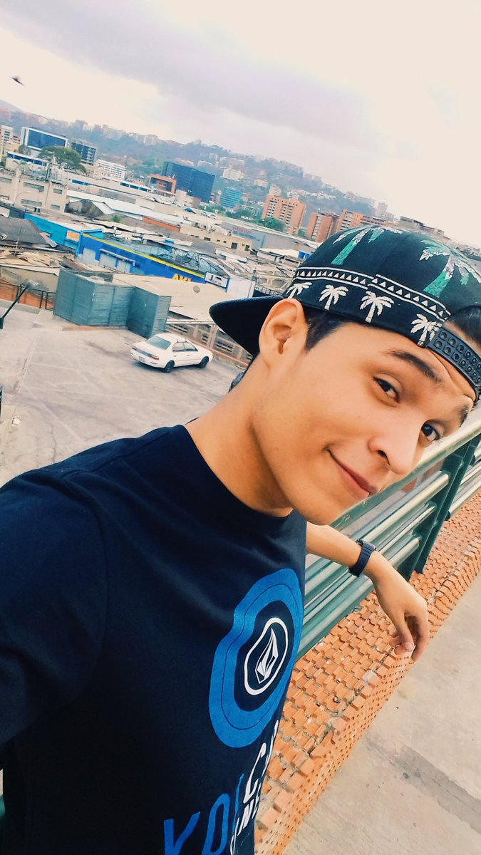 rogebrito_'s tweet photo. Quiero decirte que te amo🌹😍 https://t.co/XxeJpEgJCz